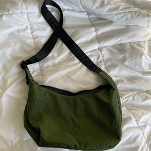 BAGGU crescent medium bag